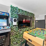 Artists Abode In - Hot Tub Semesterbostad *