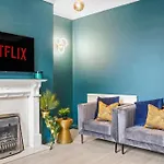 Artists Abode In - Hot Tub Semesterbostad *