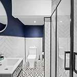 Semesterbostad Artists Abode In - Hot Tub