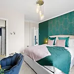 Semesterbostad Artists Abode In - Hot Tub