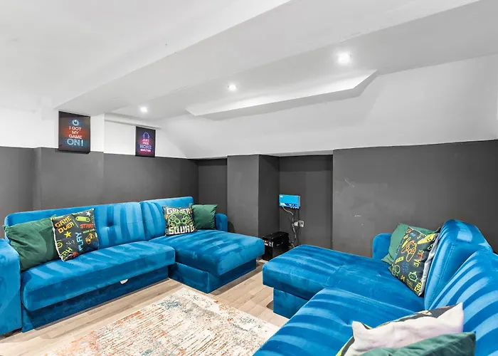 Holiday home Artists Abode In - Hot Tub *
